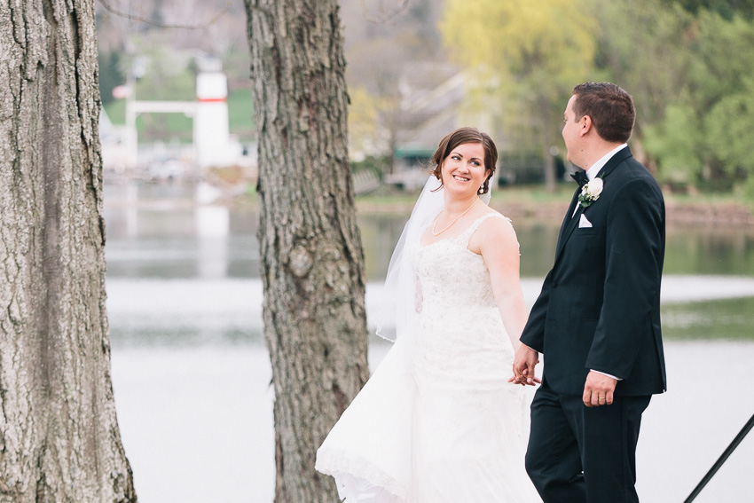 candid wedding photography in Cooperstown