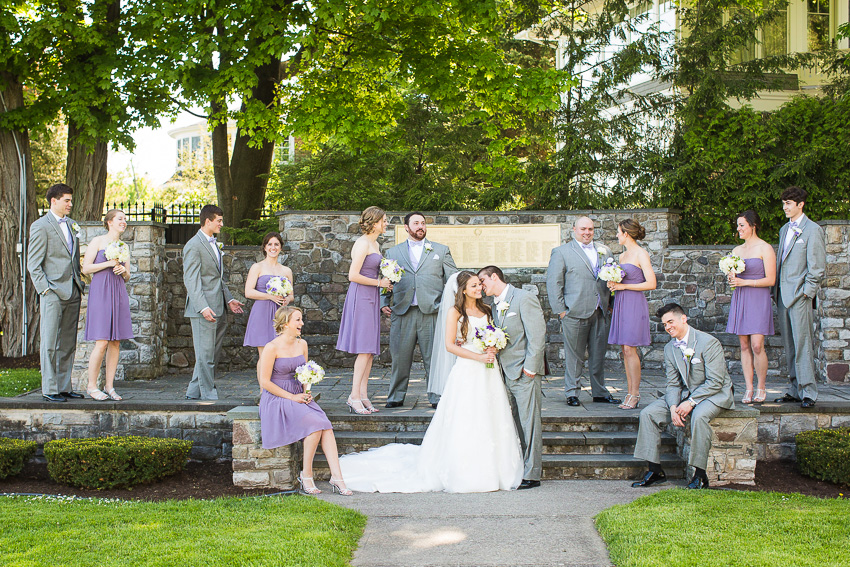 wedding party photos at Skaneateles park