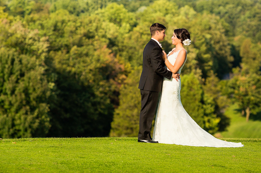 wedding photography at Green Lakes State Park