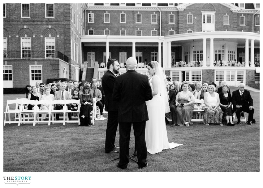 outdoor wedding ceremony at The Otesaga Resort