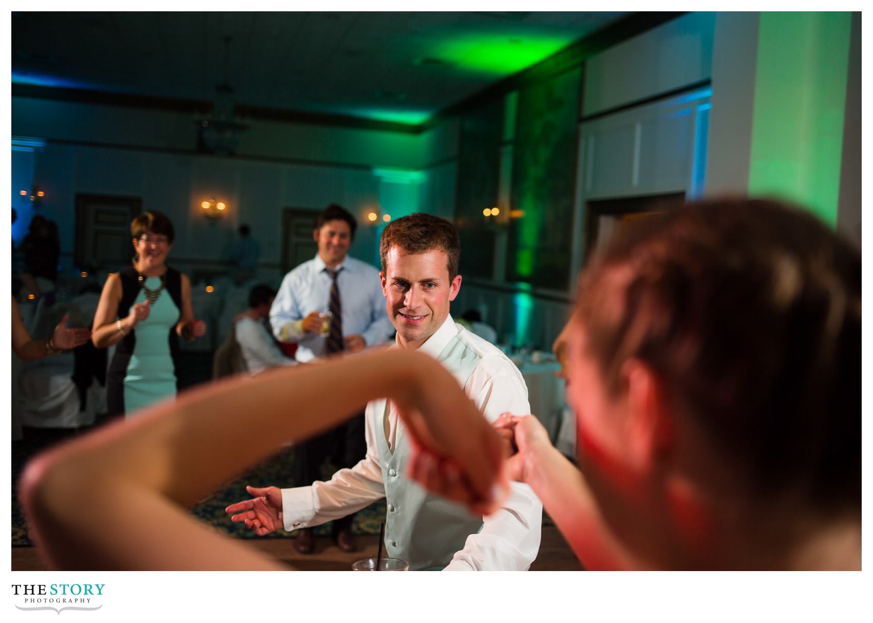 wedding guests dancing at Inn on Broadway reception