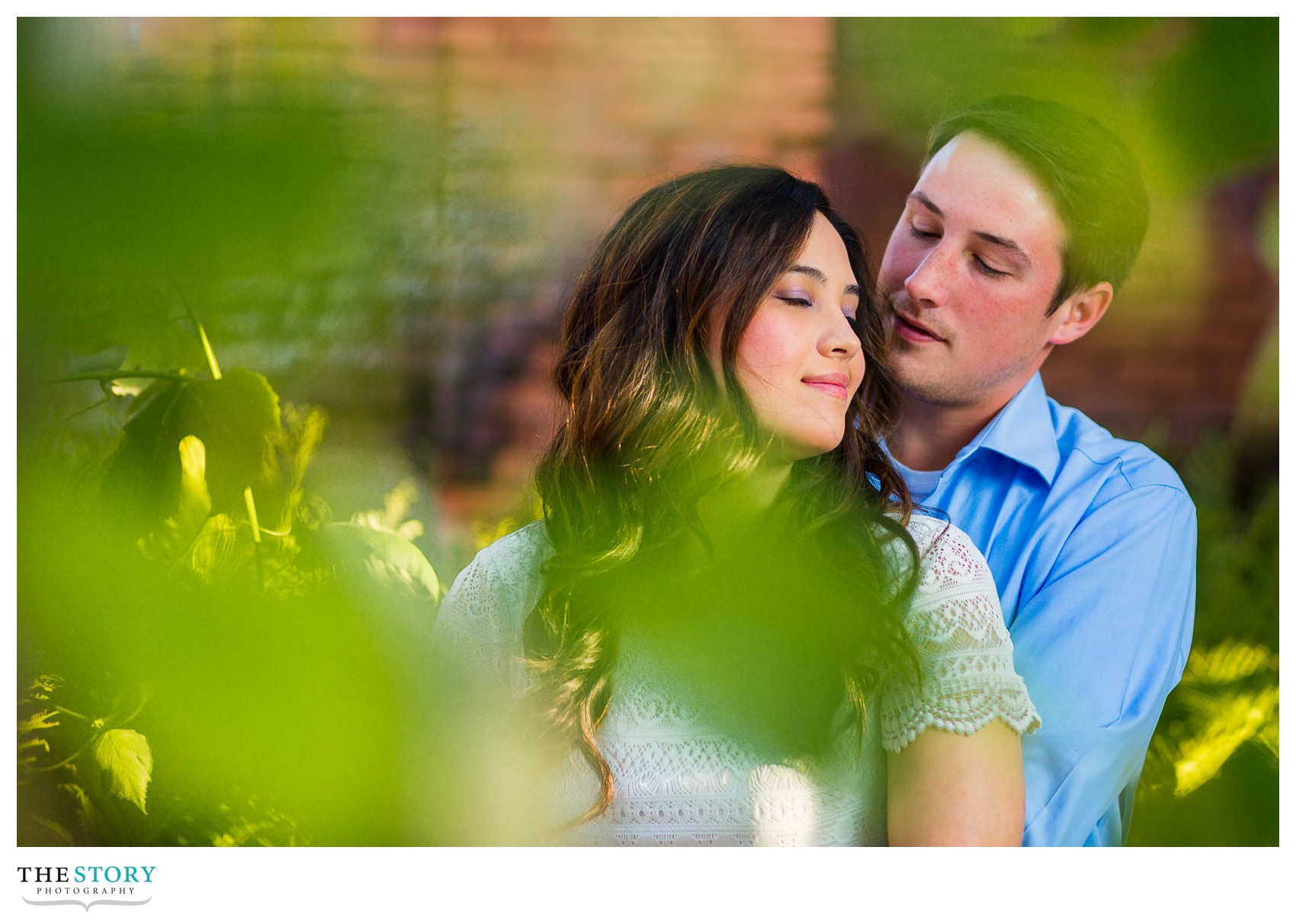 engagement photos at Vanderbilt Mansion, Hyde Park