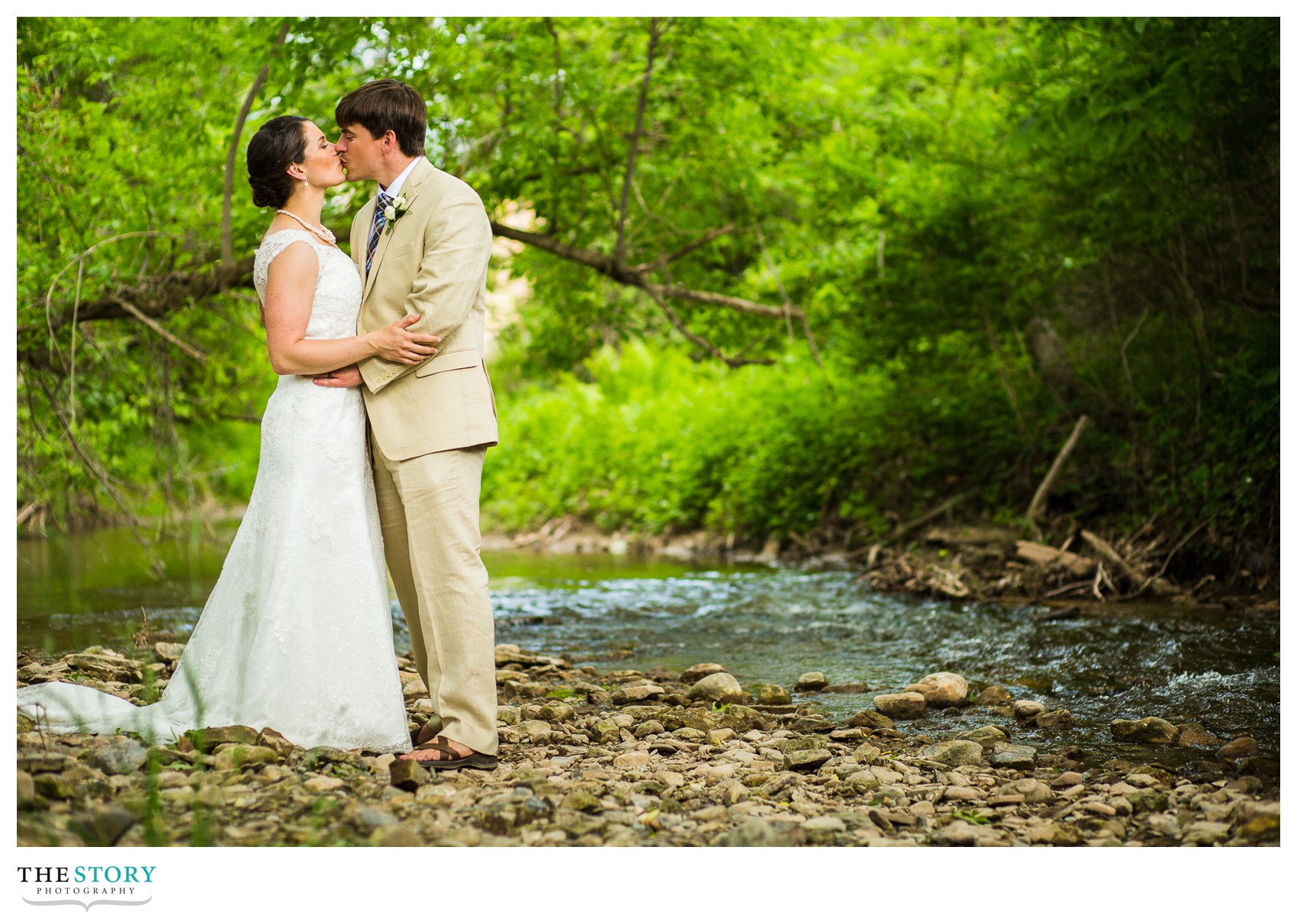 wedding photography at Wolf Oak Acres