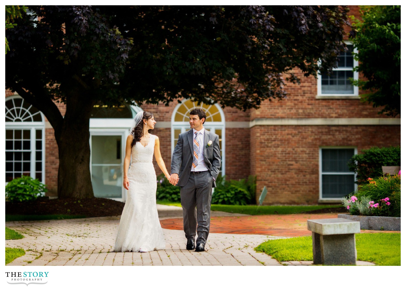 wedding photos at cazenovia college