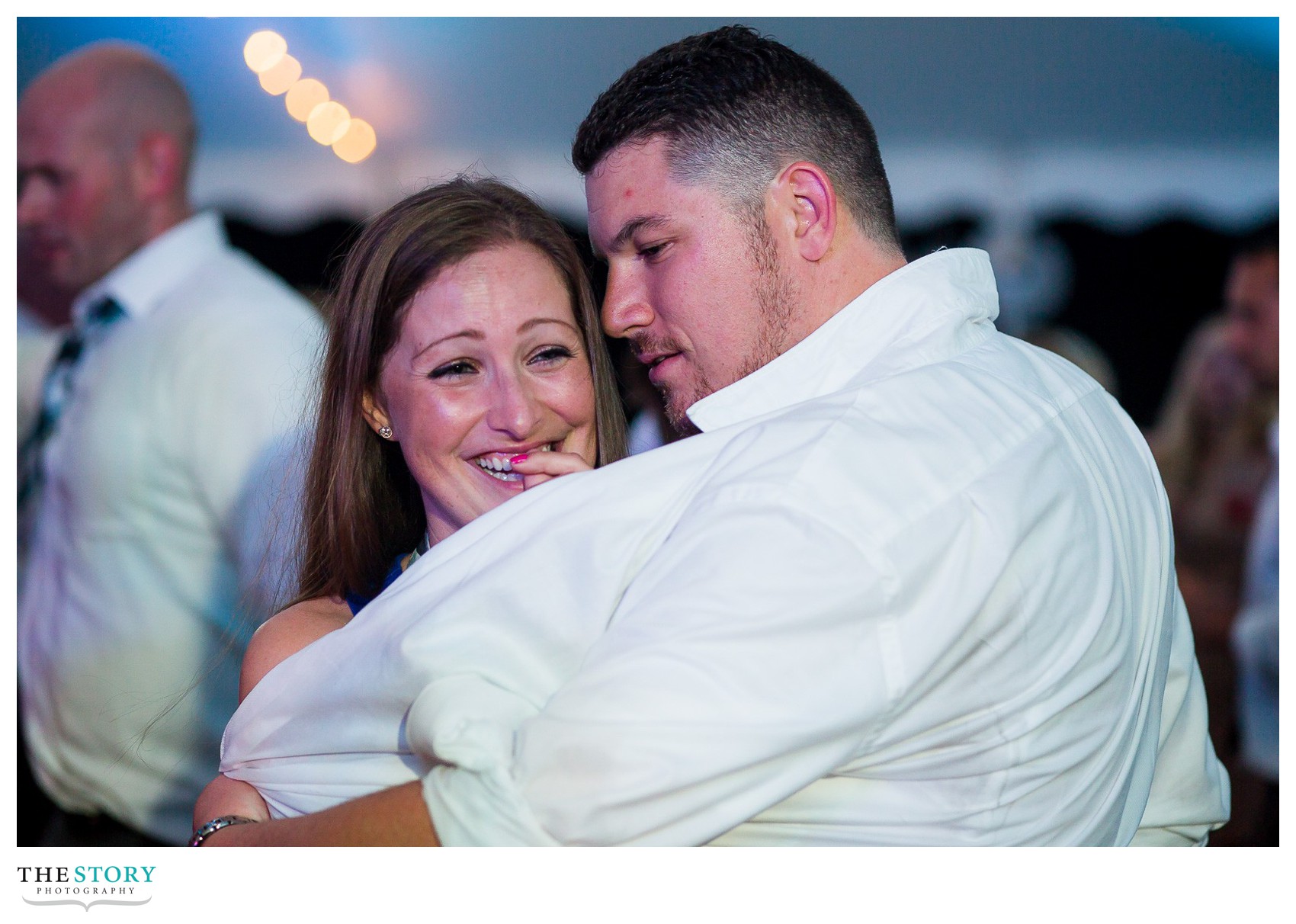 fun dancing at cazenovia wedding reception