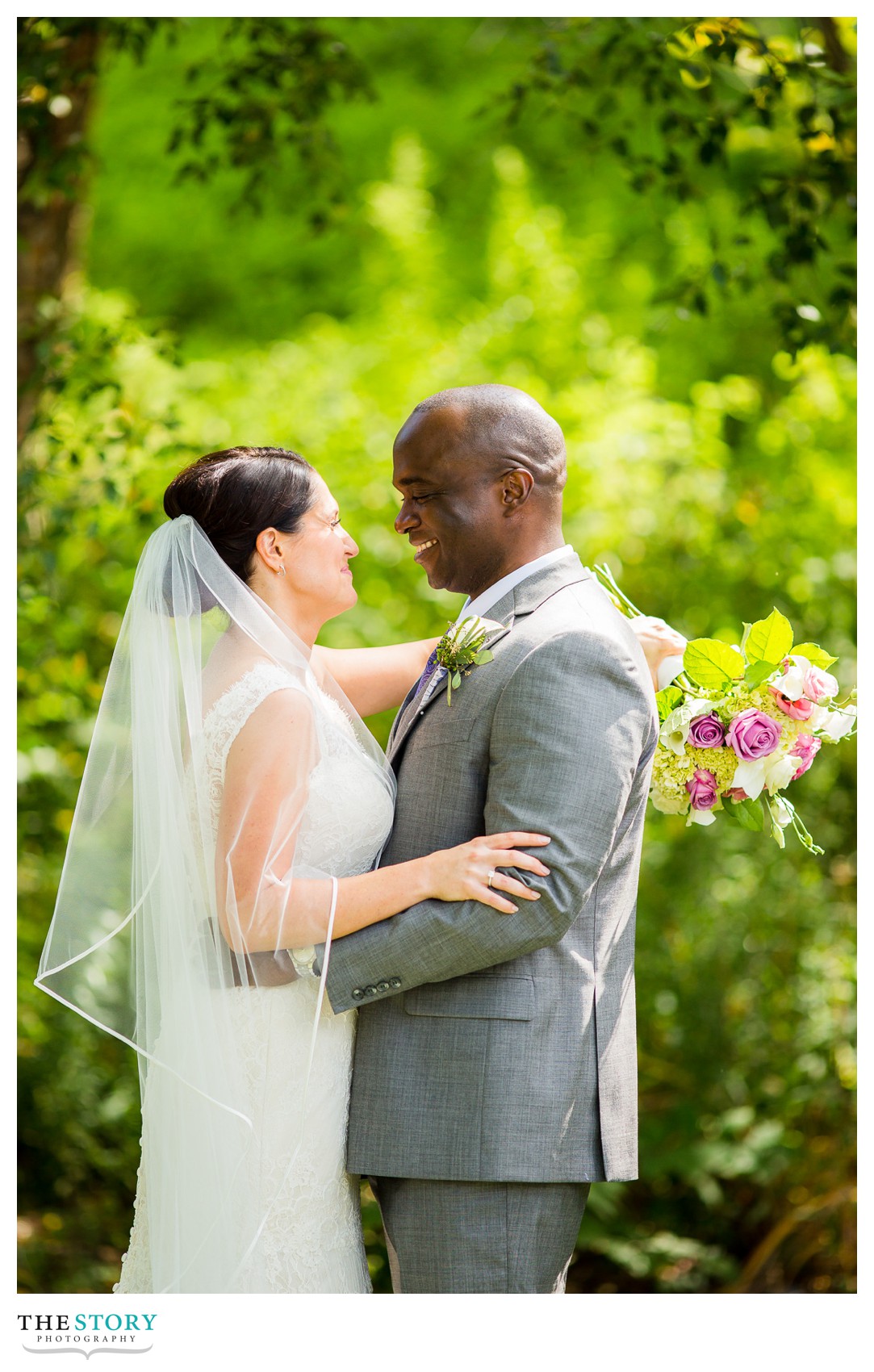 skaneateles wedding photos at mirbeau inn & spa