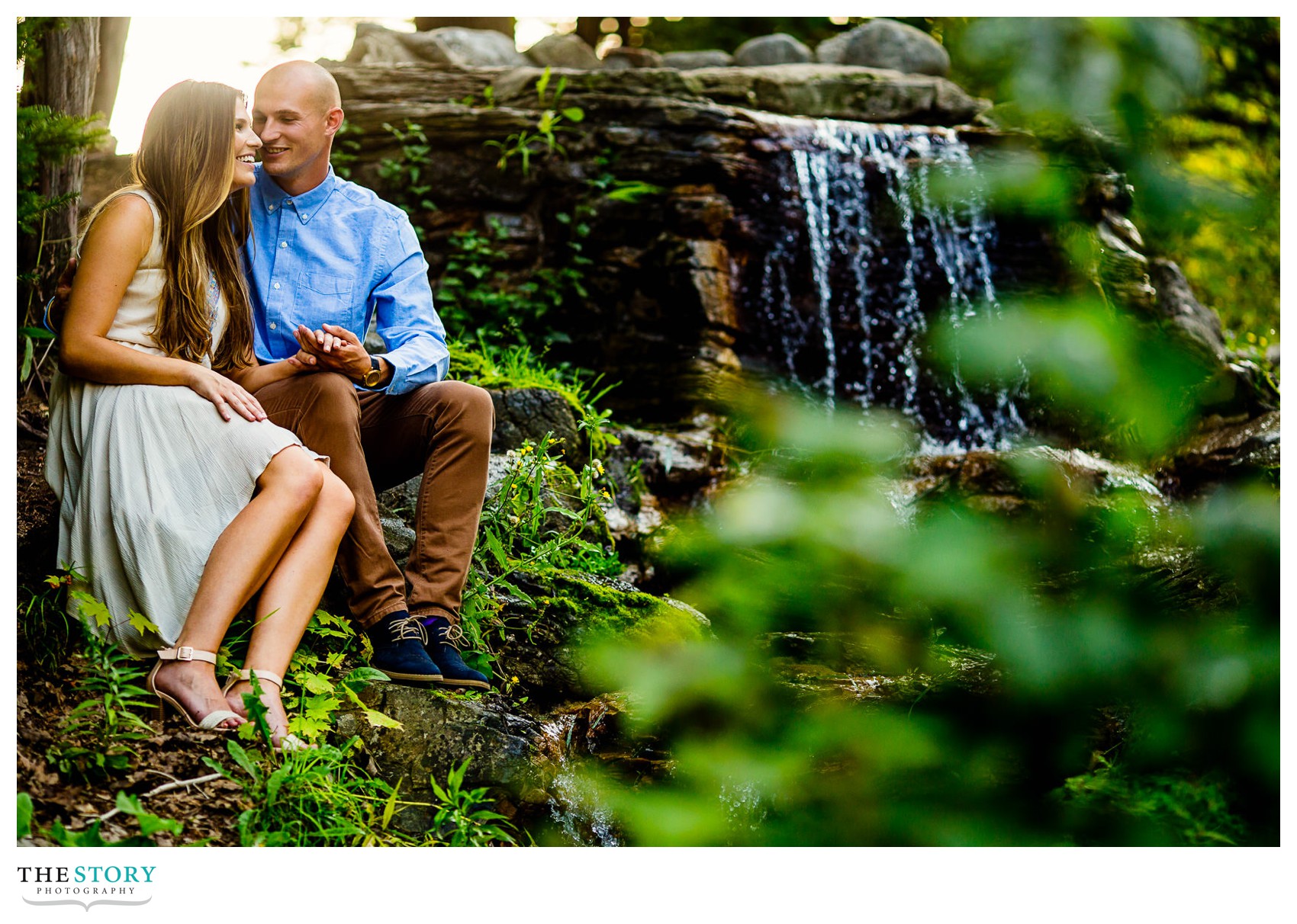 relaxed engagement photography in syracuse
