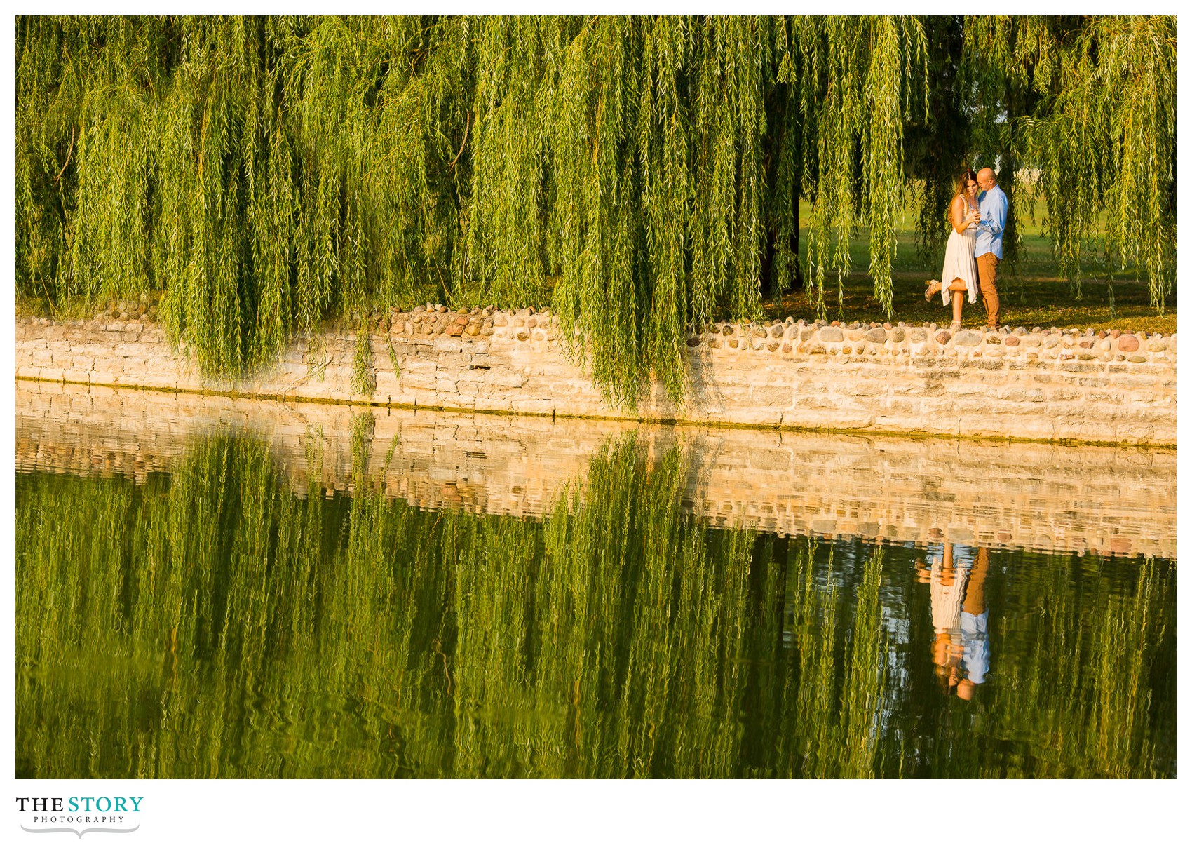 upper onondaga park engagement photos