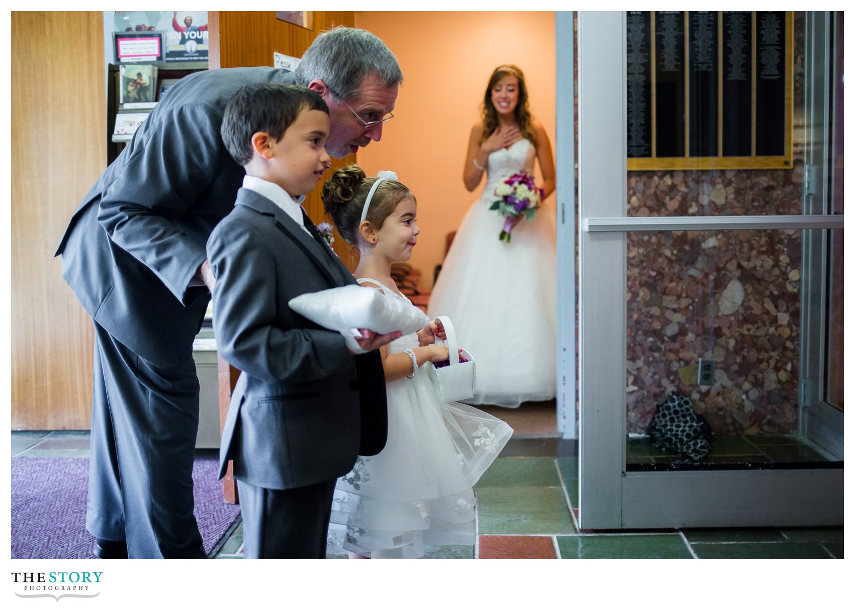 wedding ceremony at St. Ann's Church getting started