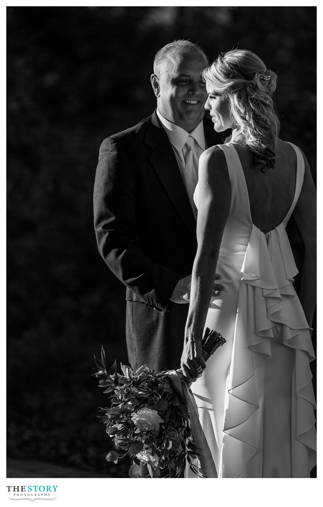 modern wedding photography at mirbeau