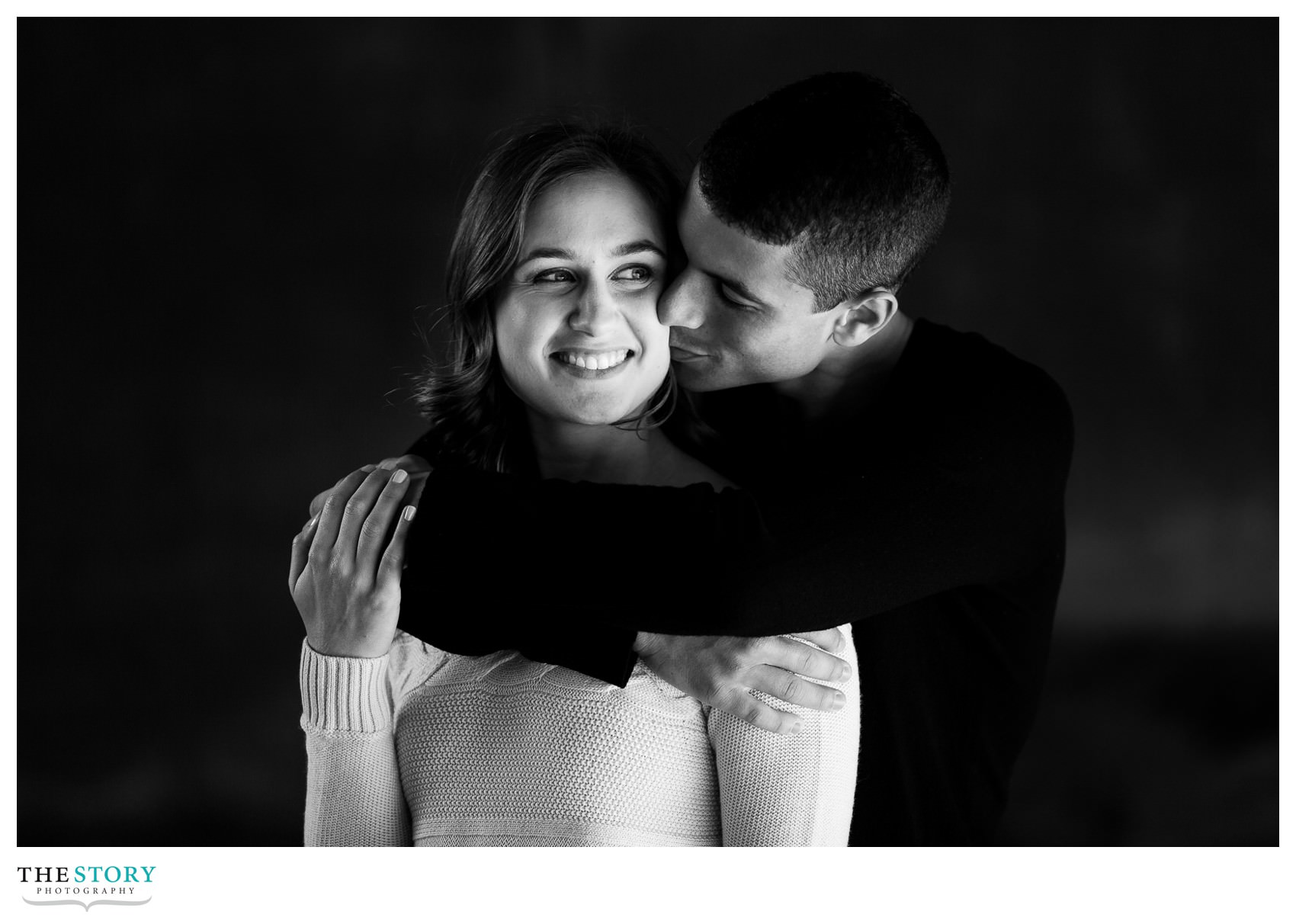 black & white engagement photo in New York City