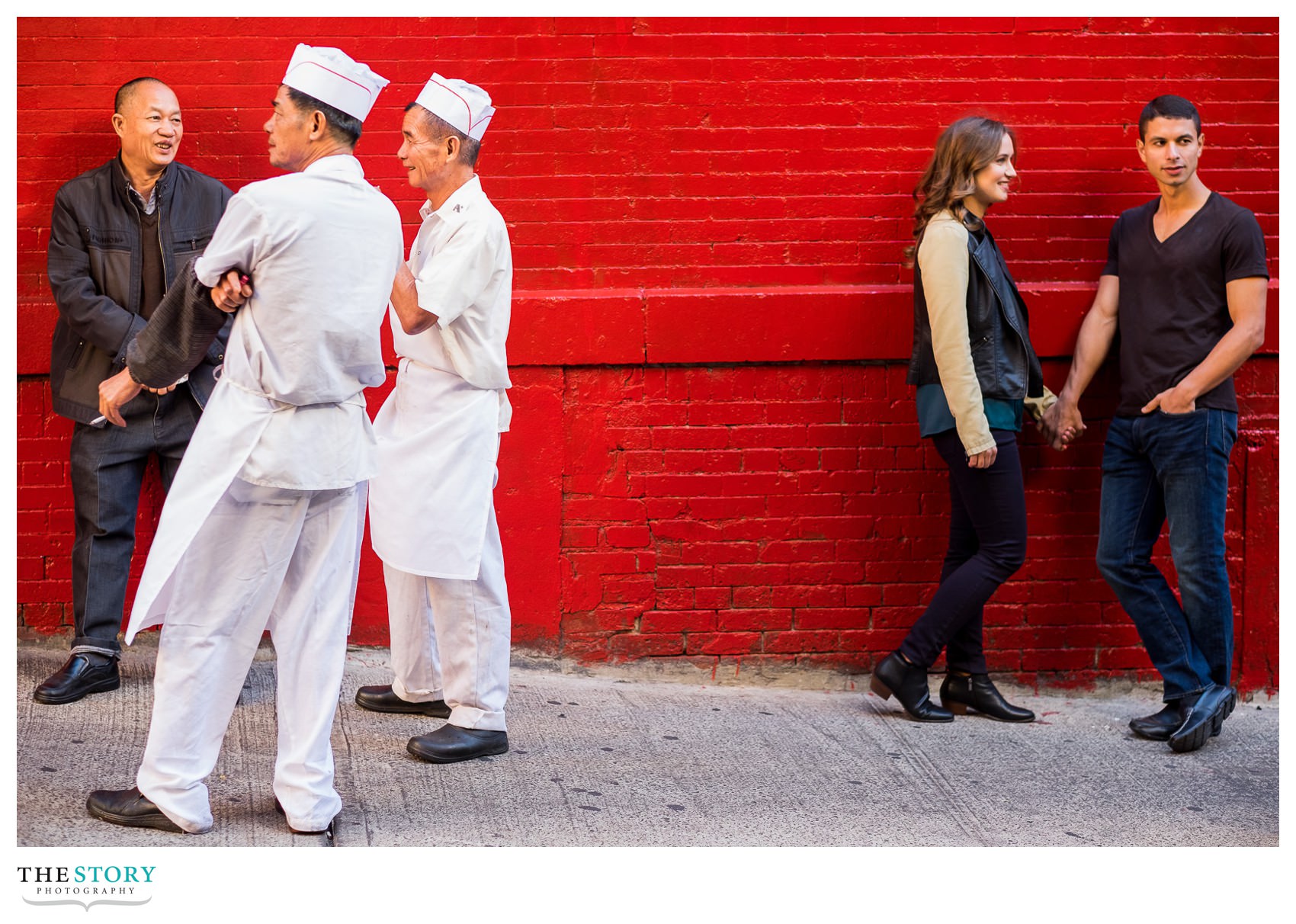 relaxed engagement photography in NYC Chinatown