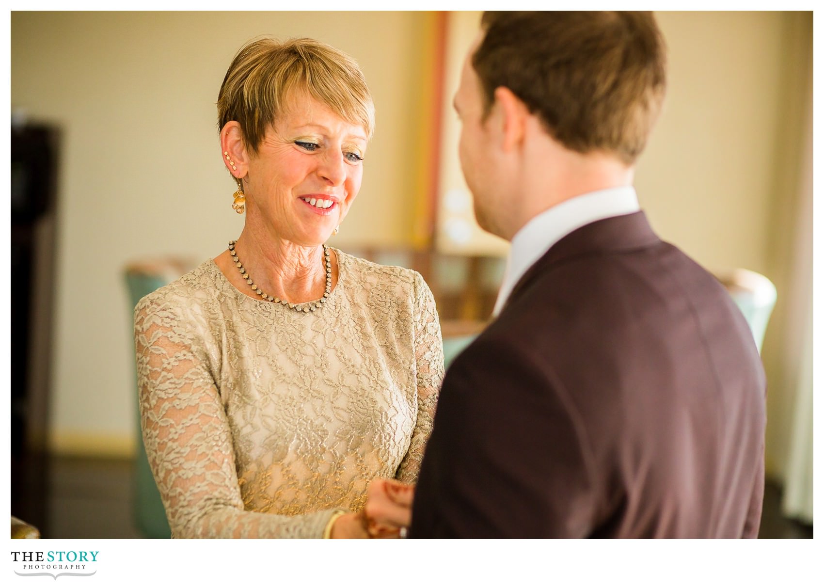 groom and his mother before Rochester wedding day