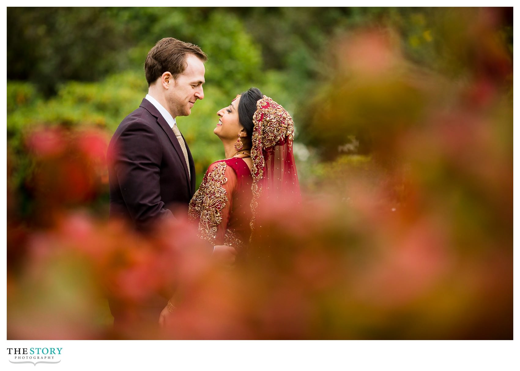 bride and groom portraits at George Eastman House in Rochester, NY