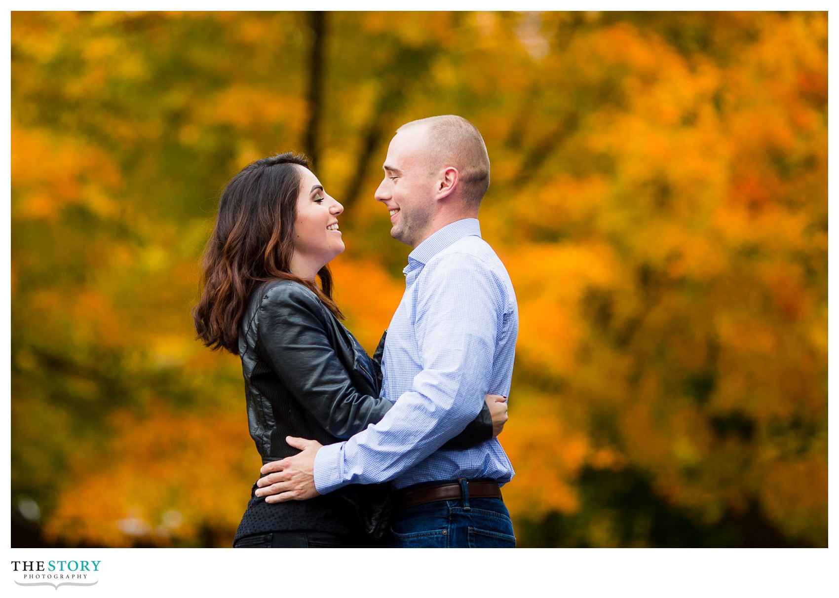 Skaneateles-Fall-Engagement-Photos-4