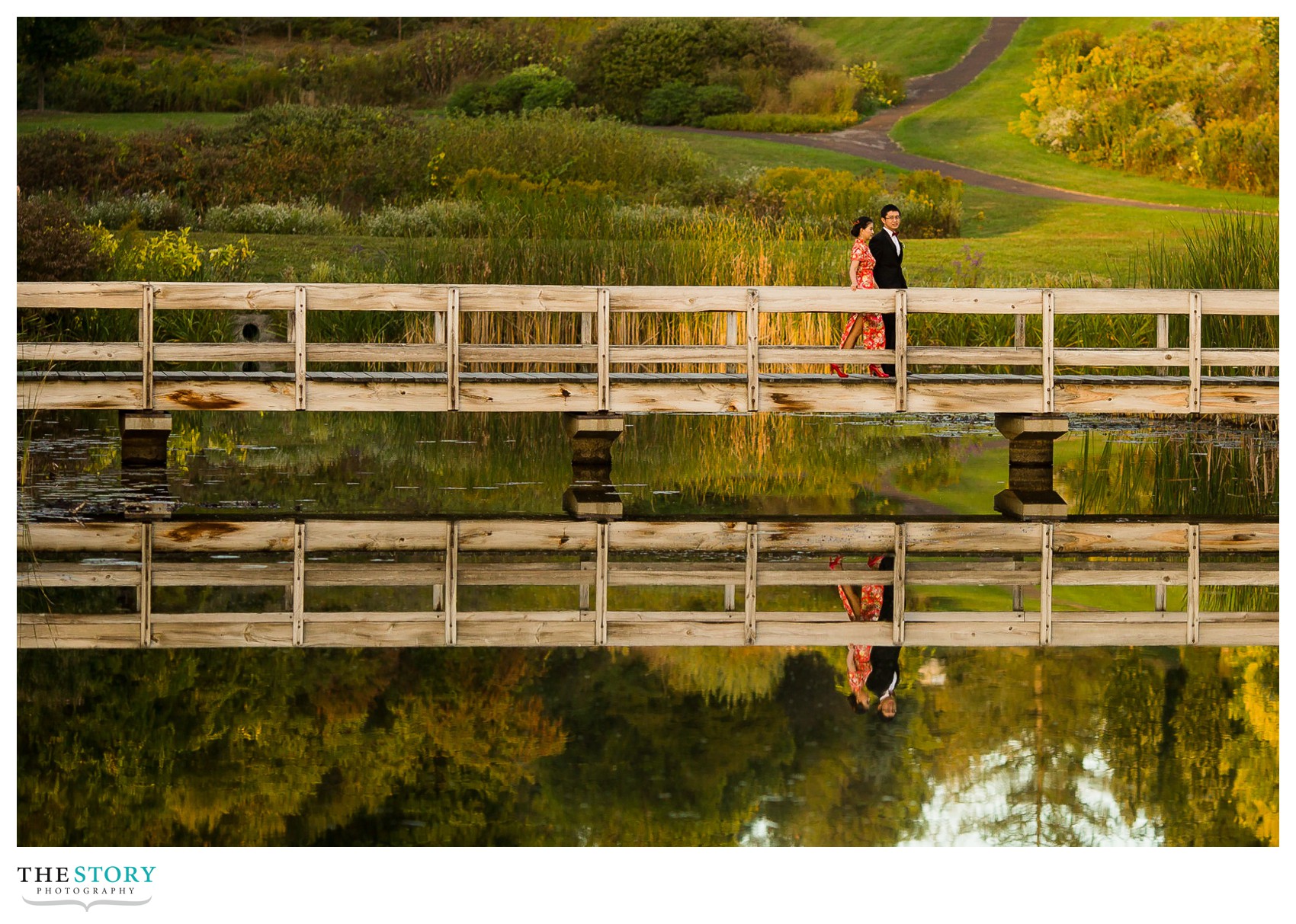 wedding photos at Cornell Plantations pond