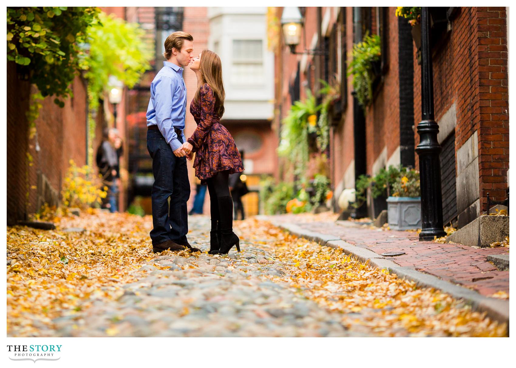 Beacon Hill engagement photos on Acorn St