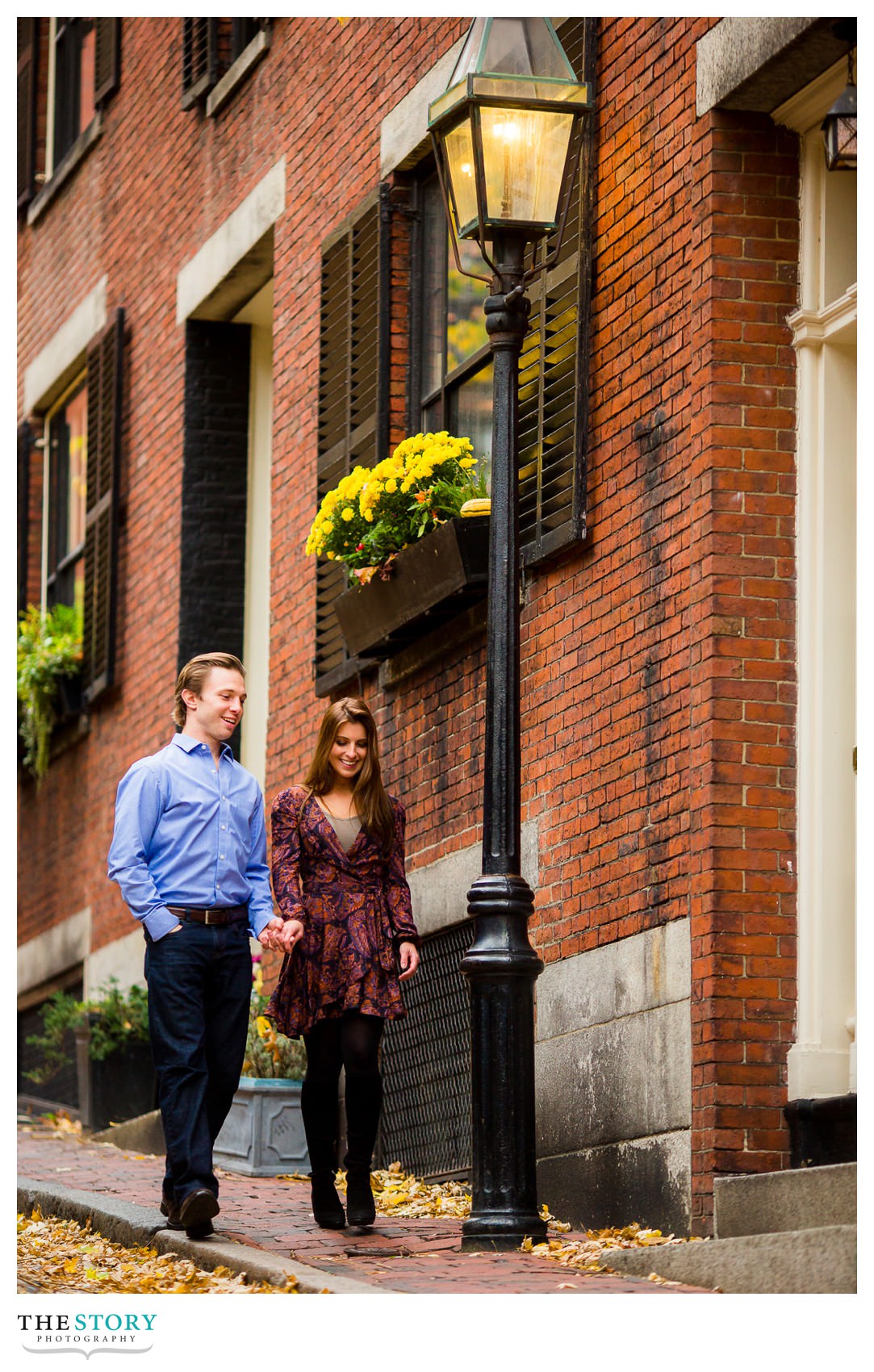 acorn street engagement photos in Beacon Hill