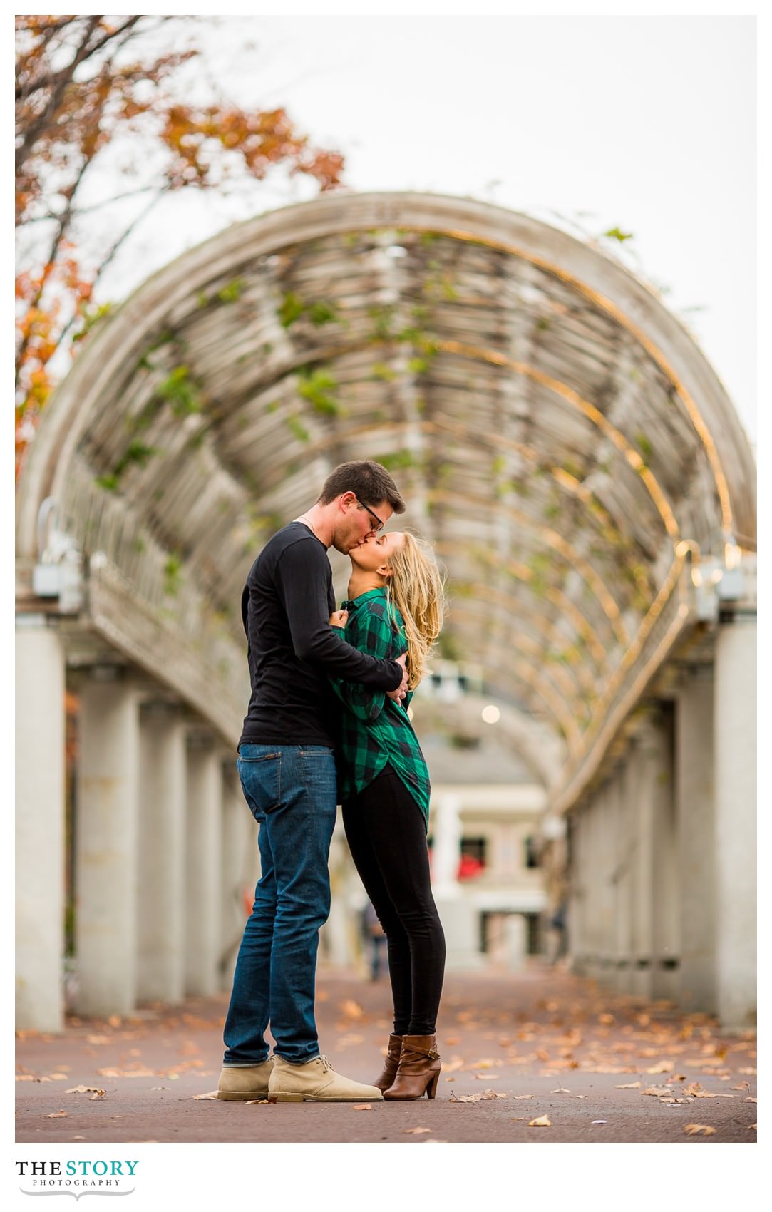 Christopher Columbus Waterfront Park engagement photo