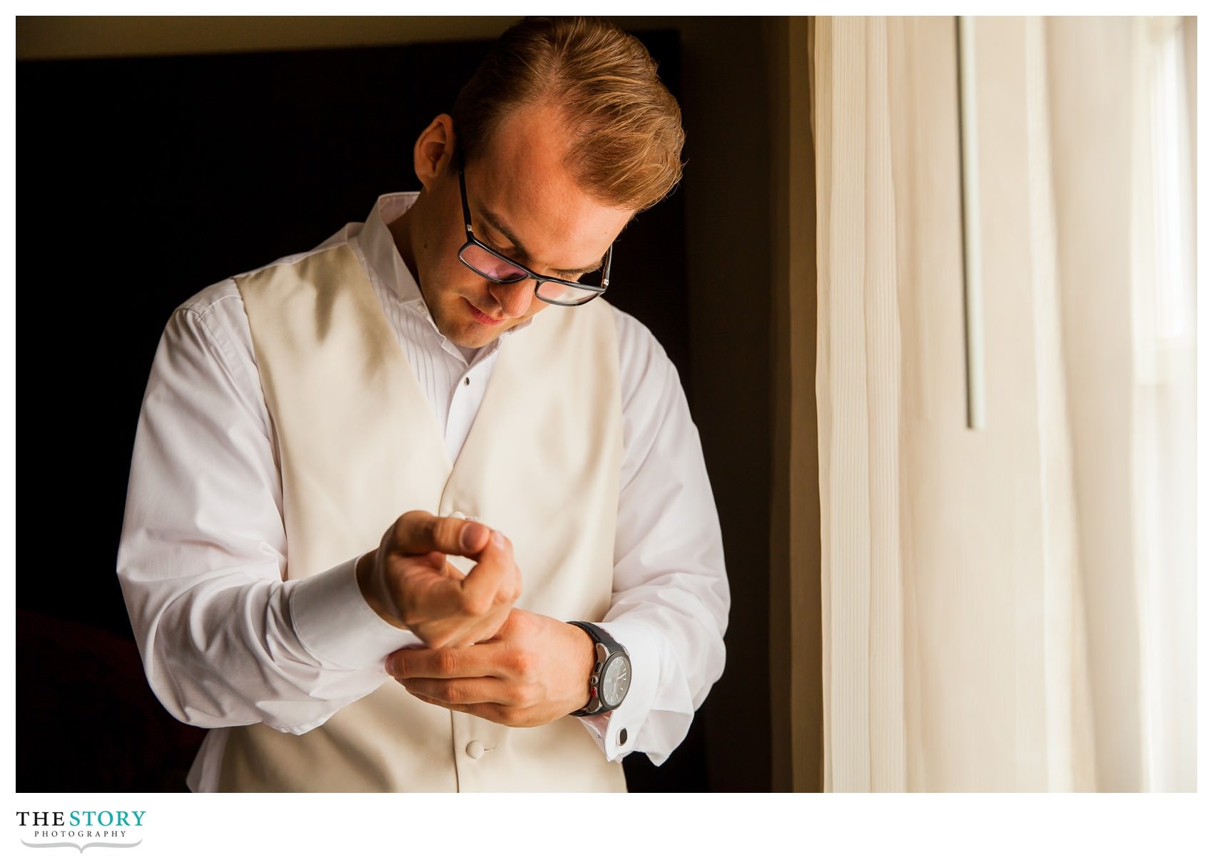 groom getting ready for wedding at Sky Armory