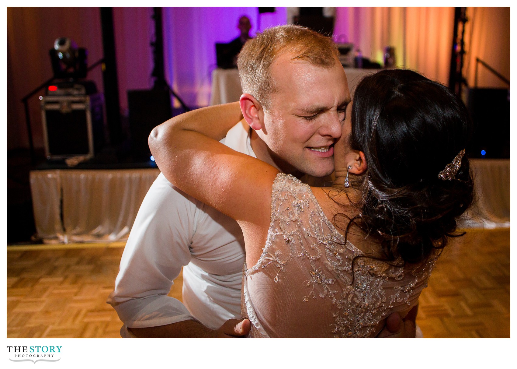 syracuse oncenter wedding reception photos