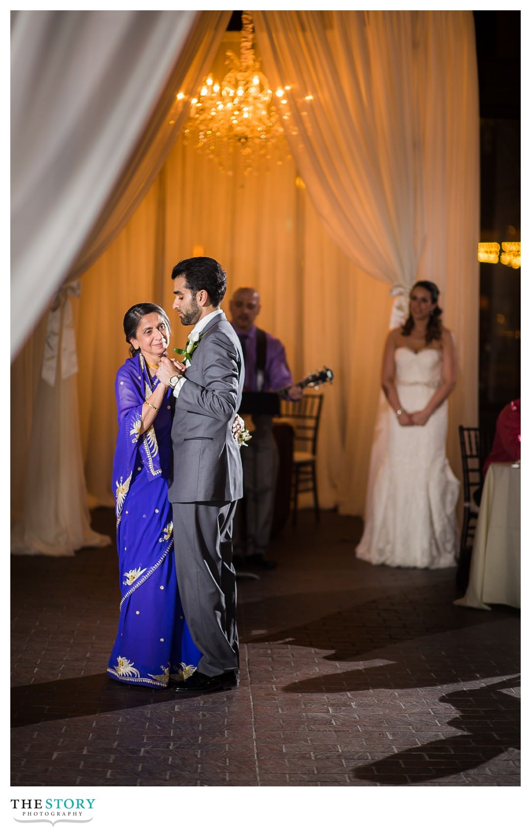 max-rochester-wedding-photos-37