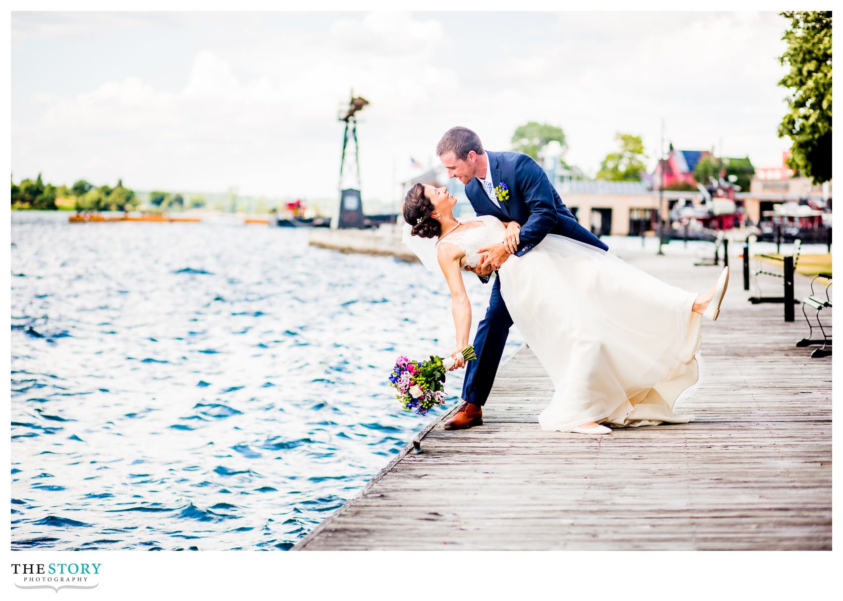 wedding photography at Antique Boat Museum