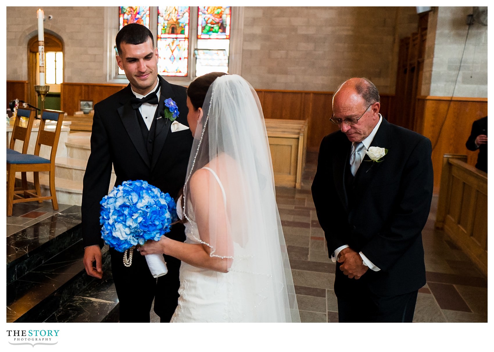 Blessed Sacrament Syracuse wedding photos