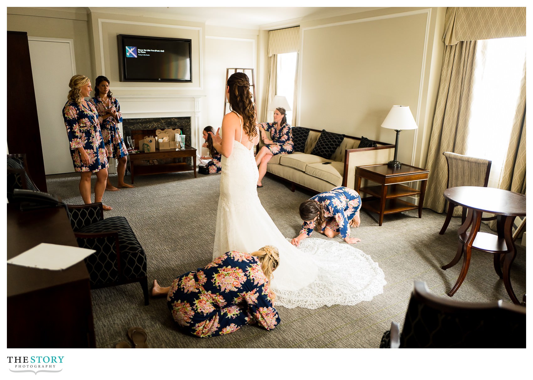 bridesmaids help get ready at Marriott Syracuse Downtown