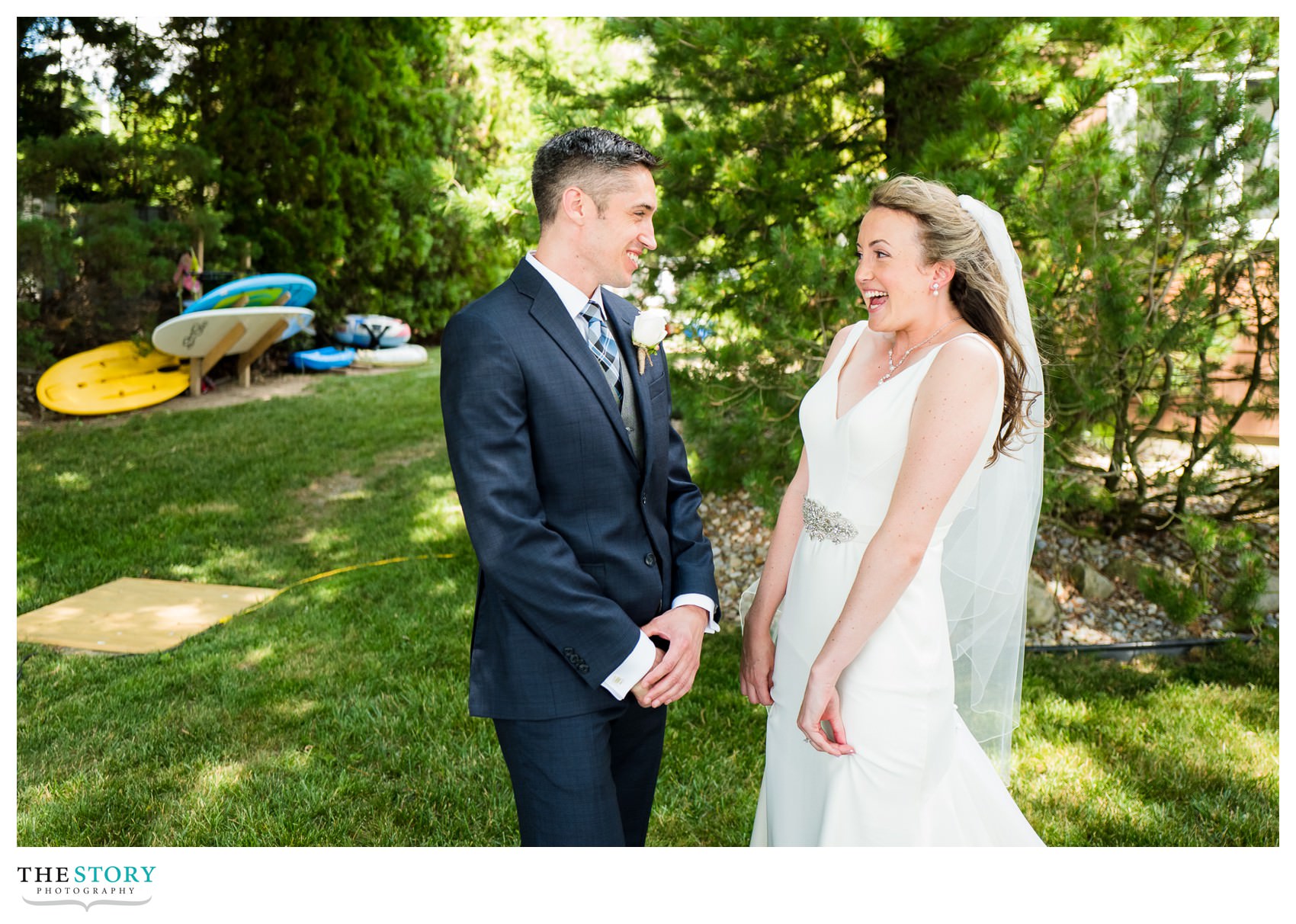 wedding day first look on Skaneateles Lake