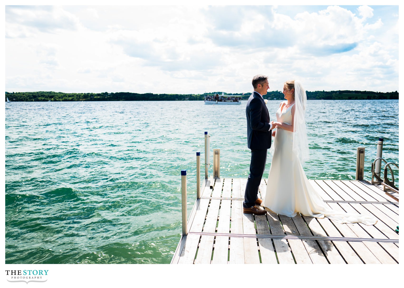 wedding photos on Skaneateles Lake