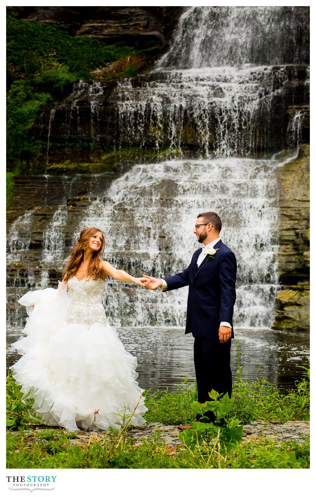 wedding photos at Glenora Falls