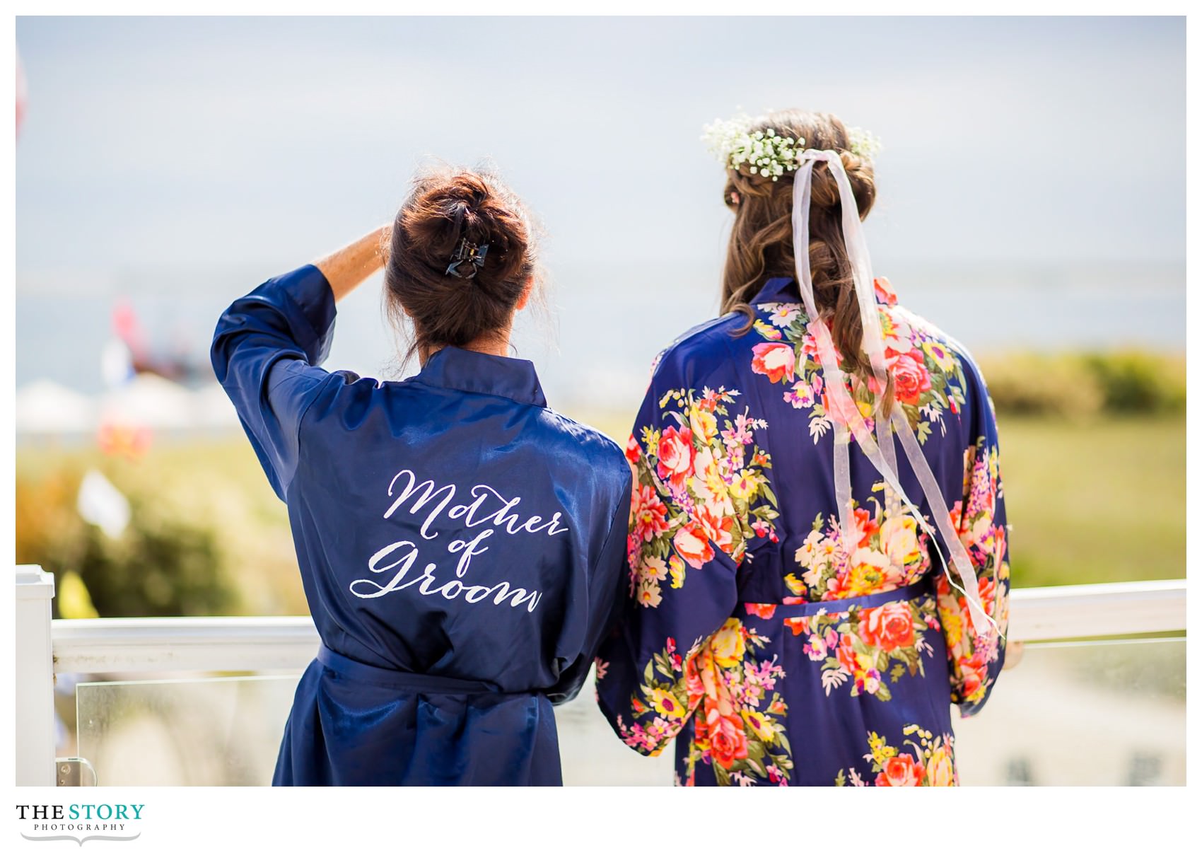 candid Chatham, MA wedding photography