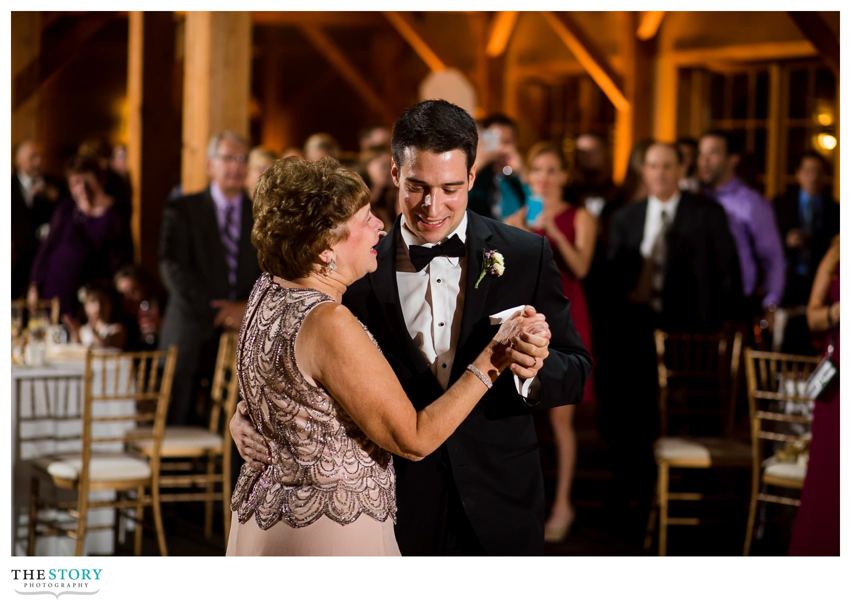 skaneateles-lodge-wedding-photos-46