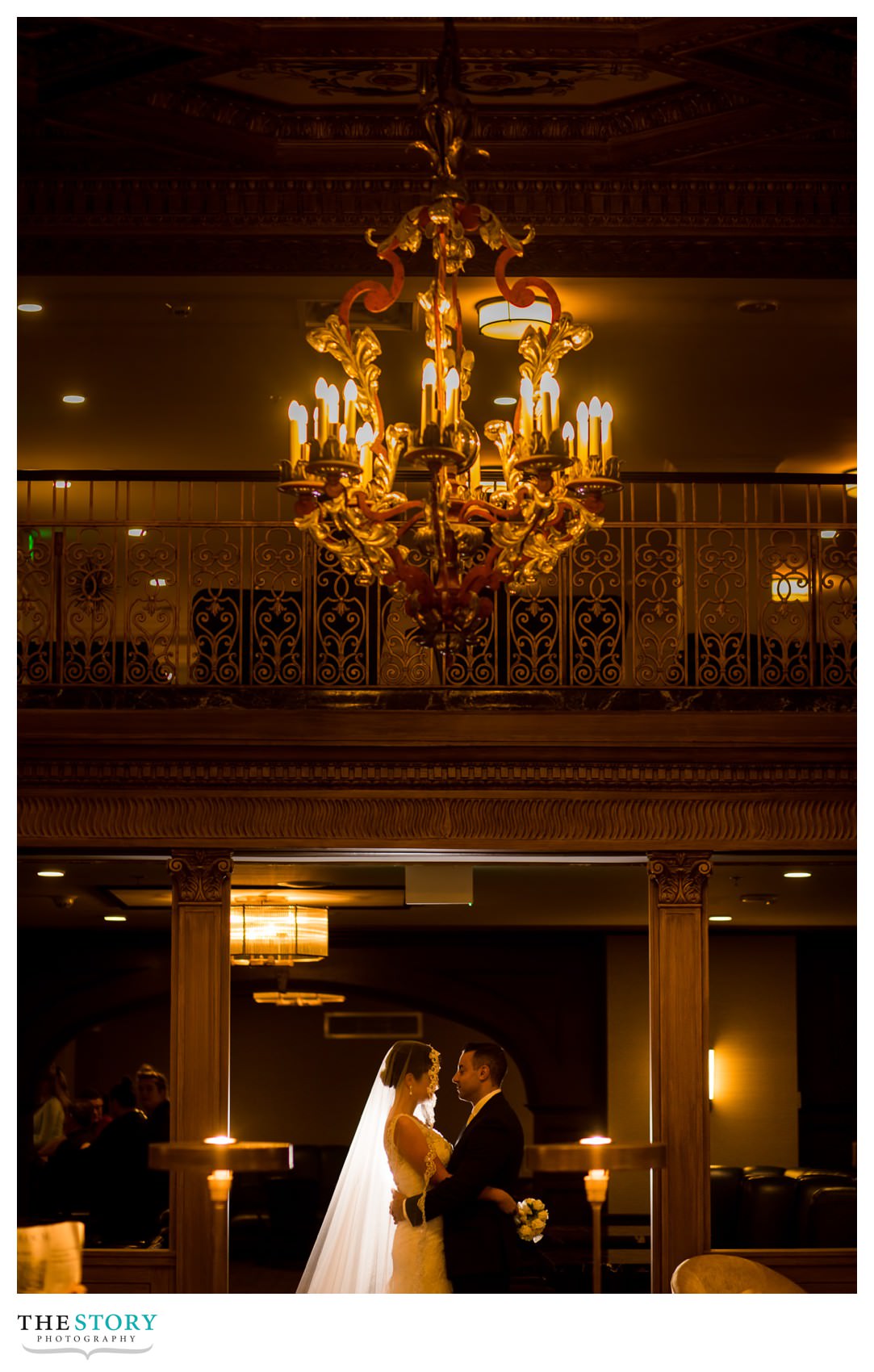 creative wedding portrait at Hotel Syracuse