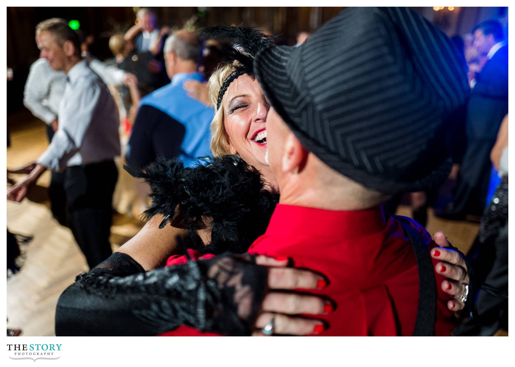 party photos at Marriott Syracuse Downtown wedding reception