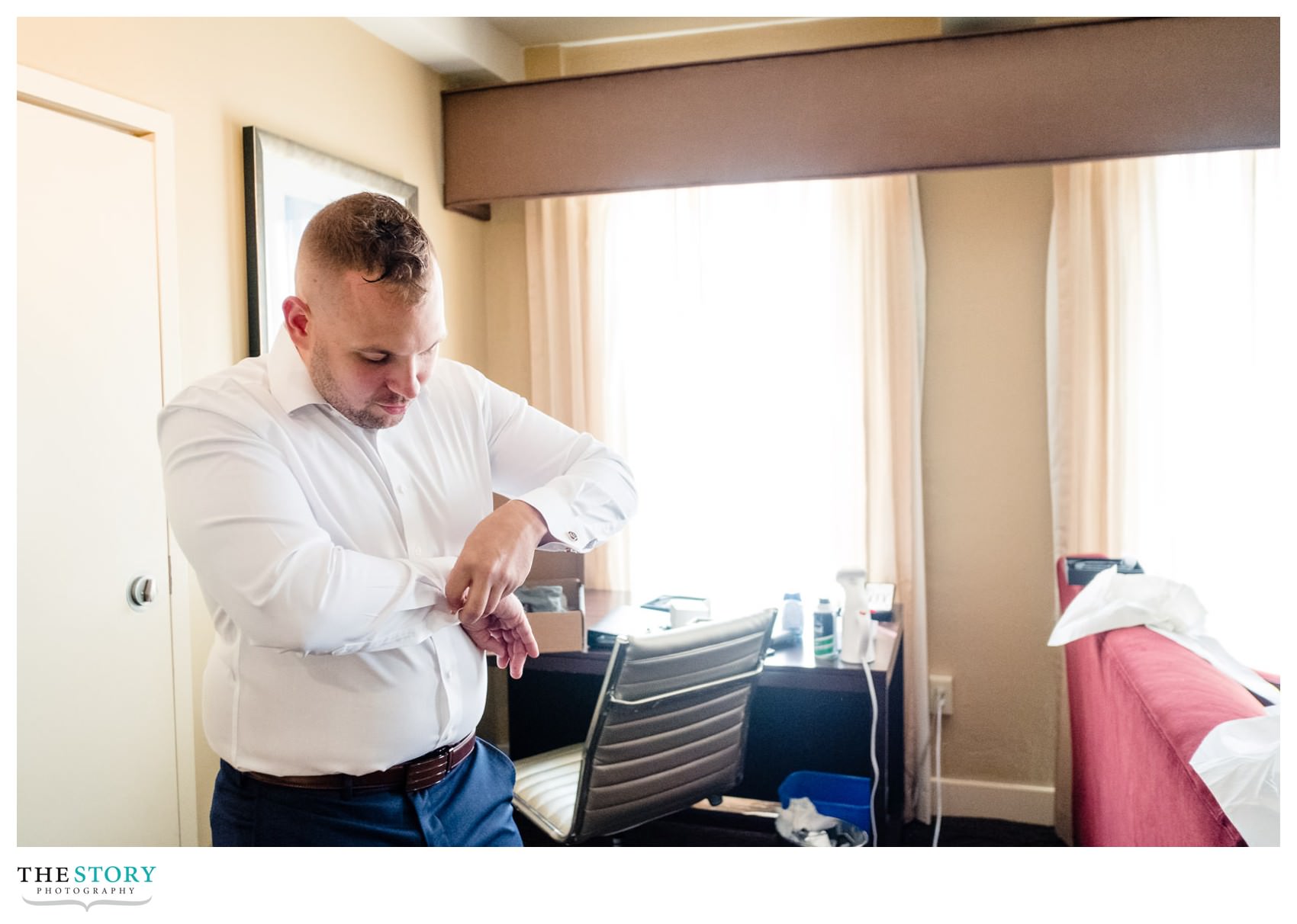 groom gets ready for wedding day