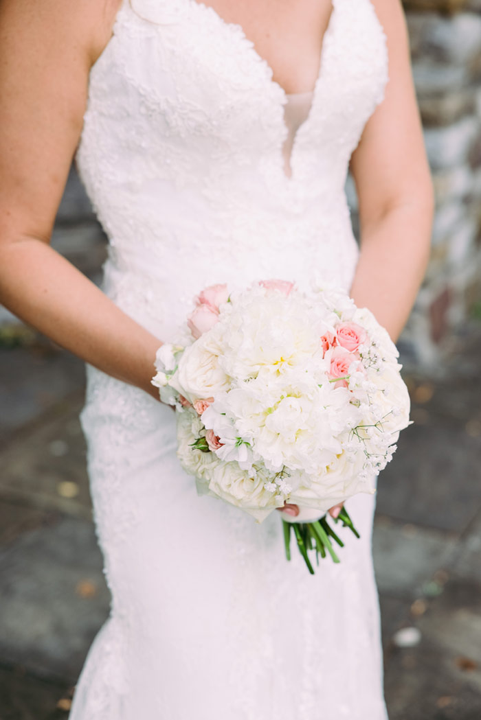 syracuse bride bouquet