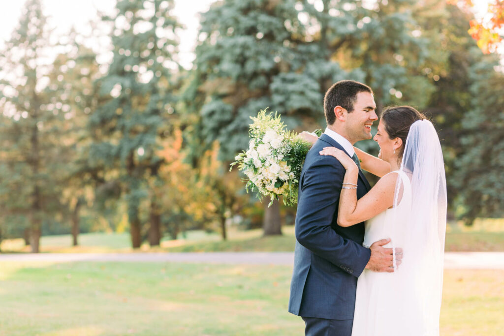 onondaga country club wedding portrait